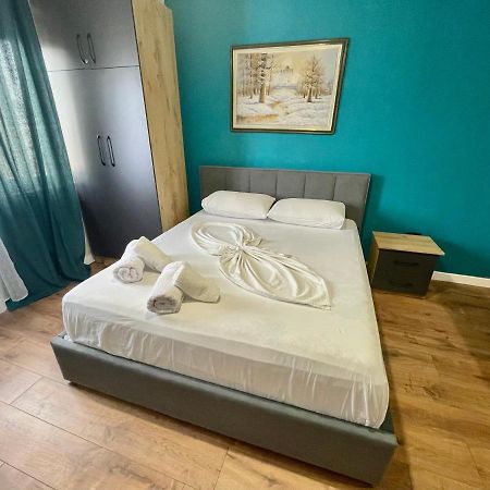 Keon Superb Studio Apartament Tirana Kültér fotó
