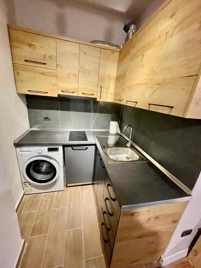 Keon Superb Studio Apartament Tirana Kültér fotó